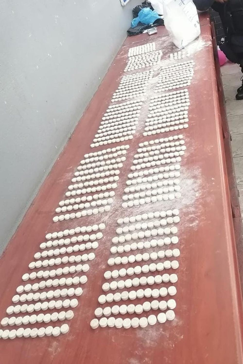 Foreign national arrested after R1 million drugs seized in Cape Town
