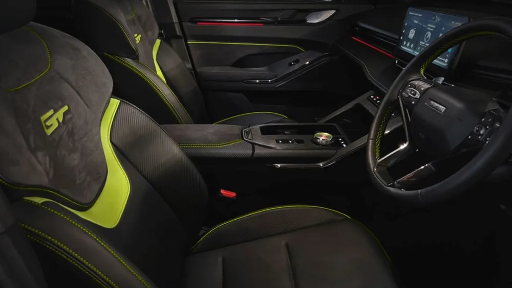 2022 Haval H6 GT cabin interior