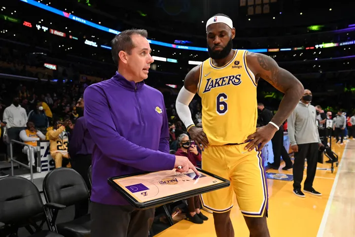 LeBron pays tribute to Lakers coach Vogel, unsure of reported sacking