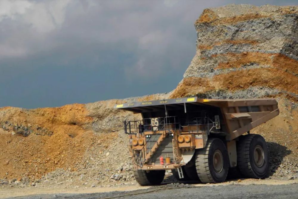 South Africa's Mining Sector: A Superpower Sitting on Its Hands