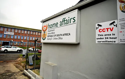 Naturalised citizens and permanent residents in South Africa can now apply for Smart ID cards