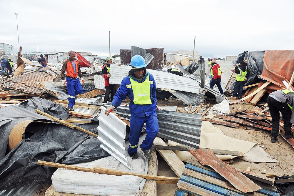 Gauteng High Court orders return of 570 families to N12 settlement after illegal evictions