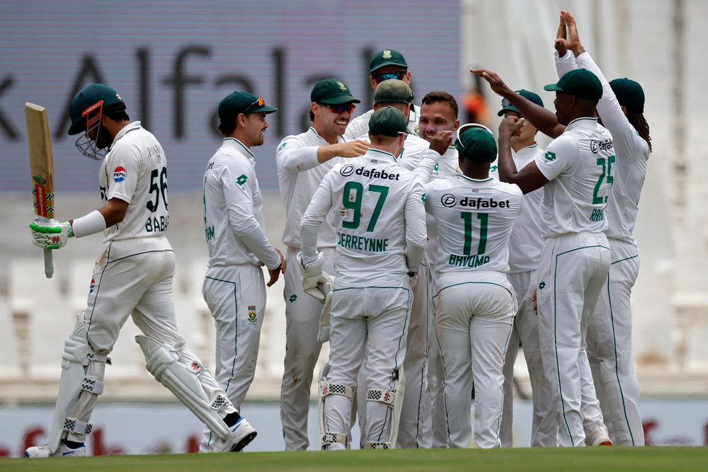 Great Dane Paterson strikes as Pakistan crumble