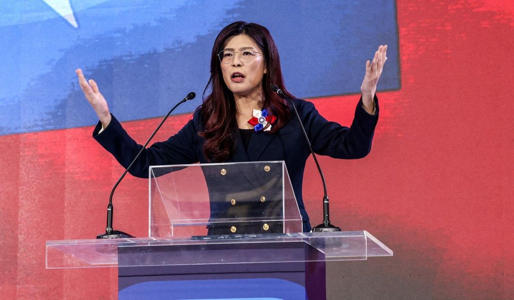 Taiwan's opposition leader Cheng Li-wun seeks dialogue with China during rare visit