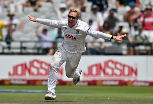 LIVE | Day 5: Rabada, Harmer put Proteas on brink of series win at lunch