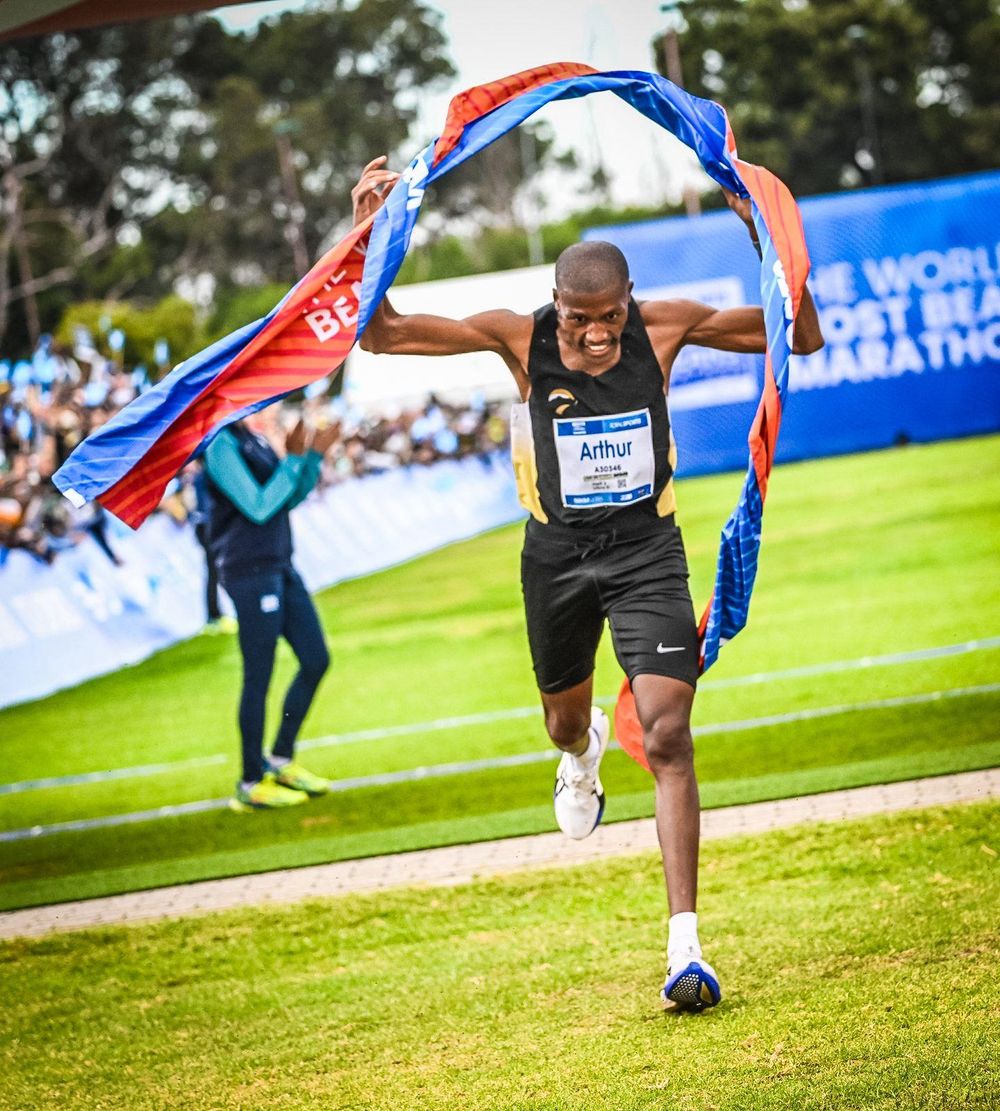 Arthur Jantjies shines at the Totalsports Two Oceans Marathon