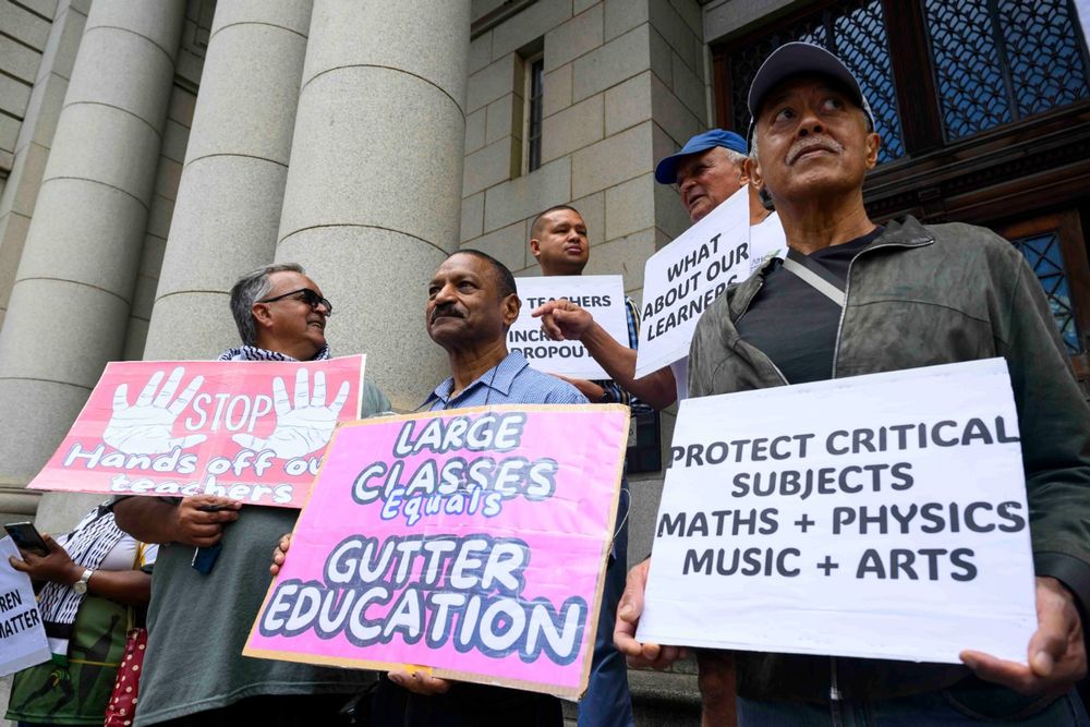 Education crisis looms: Western Cape teacher cuts up learner ratios
