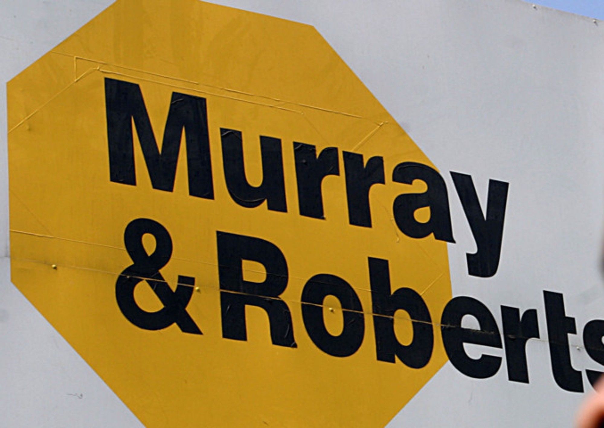 M&R settles with former executive