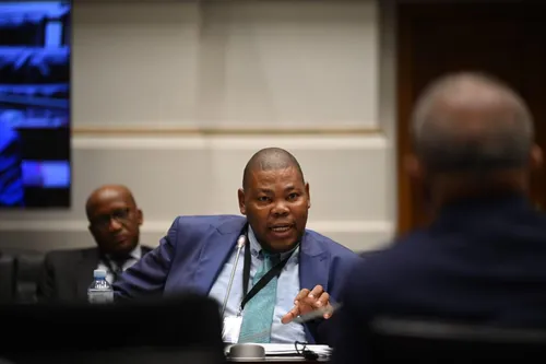 Paul O'Sullivan to be grilled over 'influence that he wields ...