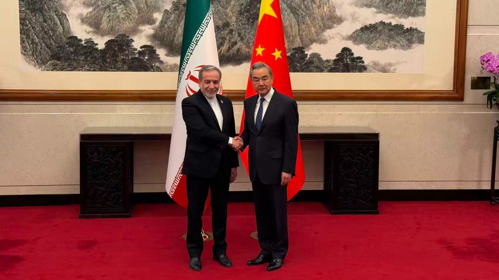 Chinese Foreign Minister says Iran entitled to peaceful nuclear development