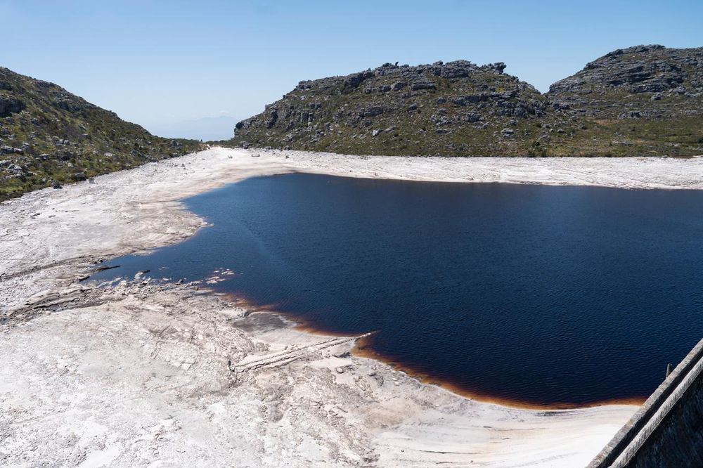 Cape Town sounds alarm as dam levels fall after heatwave