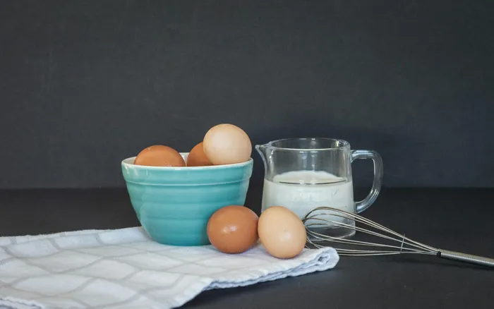 The ingredients for homemade custard are kitchen staples many households already have on hand, making it a practical recipe to learn.