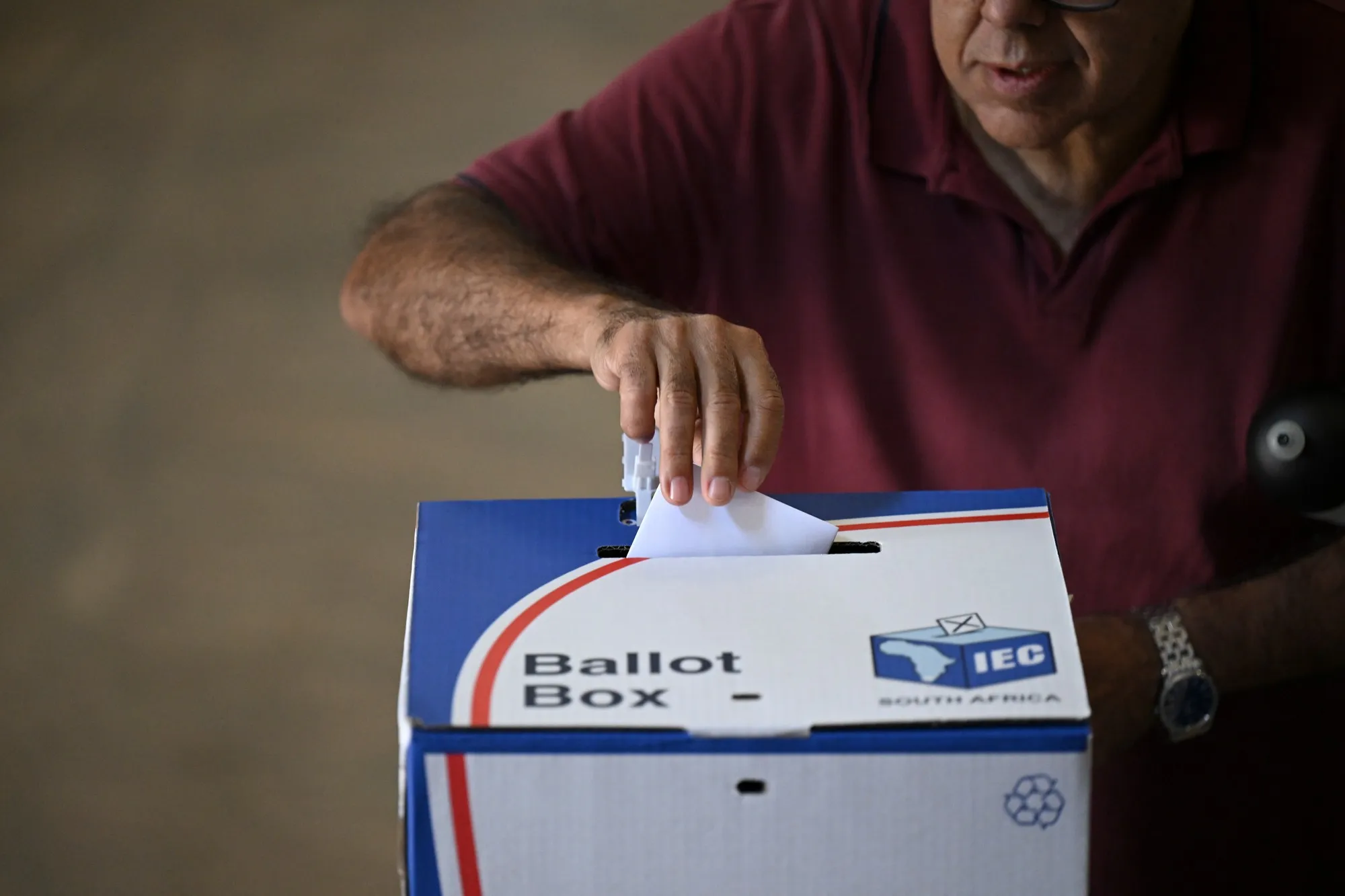 Ballot paper selfie: 20 people arrested across Gauteng for flouting electoral laws - Vimarsana News