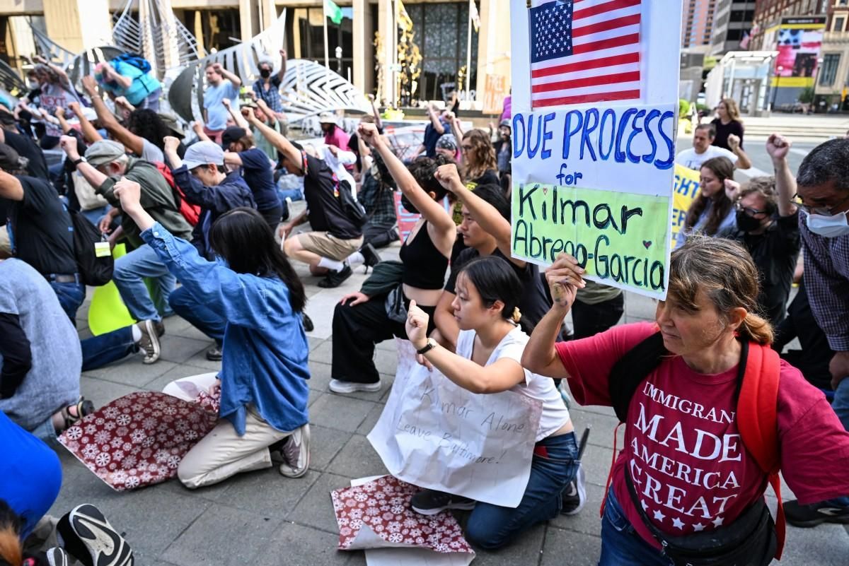 Why are countries accepting deportees from the US?