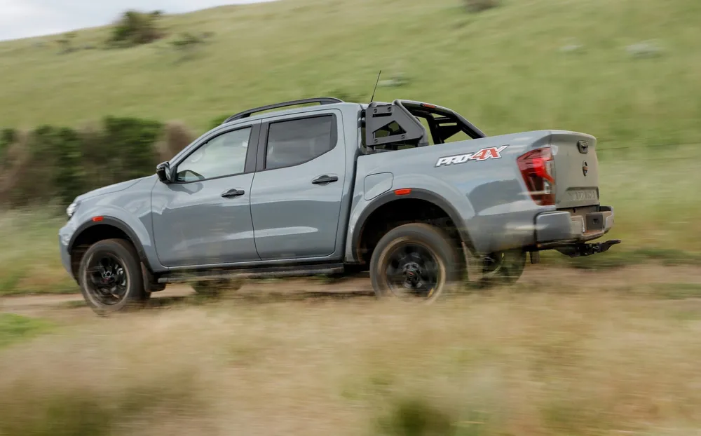 Nissan Navara 2.5D PRO-2X double cab