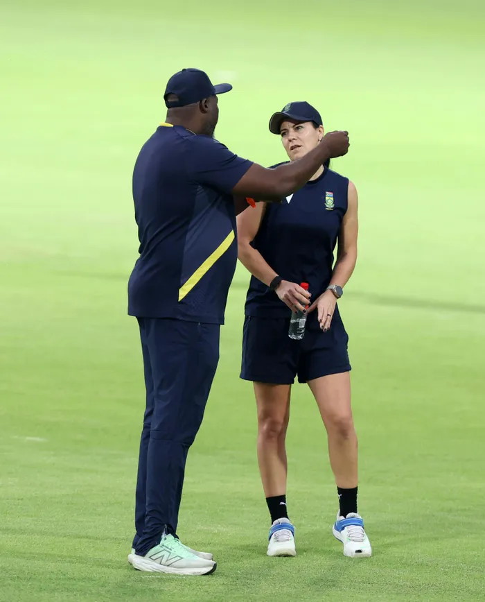 Proteas Women's coach Mandla Mashimbyi, seen here with veteran all-rounder Marizanne Kapp, is making no excuses ahead of next month's T20 World Cup in the UK. Photo: Backpagepix