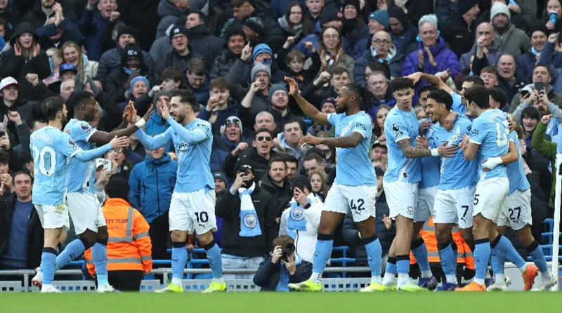 Premier League round-up: City pressure mounts, mid-table drama and relegation battles continue