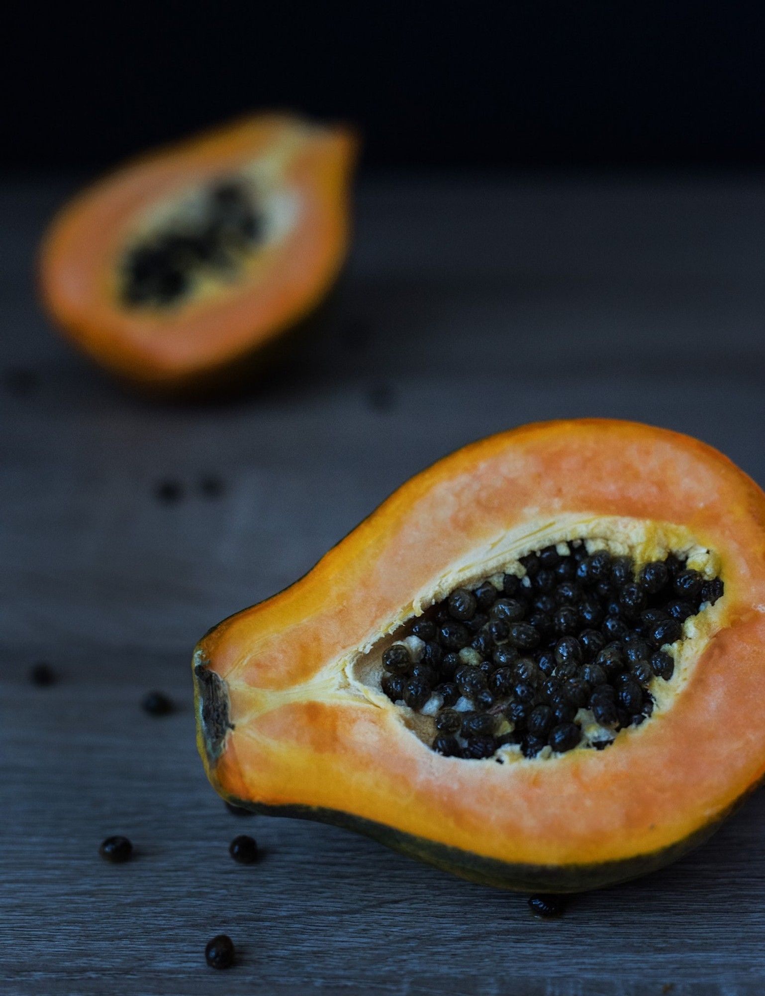 What’s the difference between a pawpaw and a papaya?