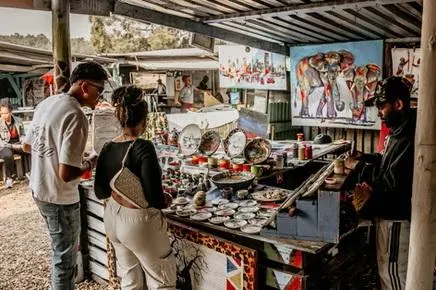 If you are looking to explore a diverse range of crafts, the 4 Ways Farmers Market is the perfect destination.