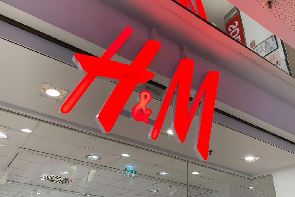 WATCH: H&M being sued for misleading sustainability marketing