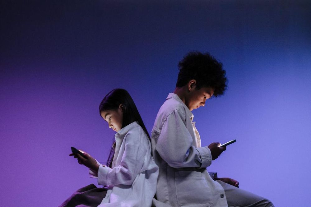 Kids and social media: what would change under new EU law - IOL
