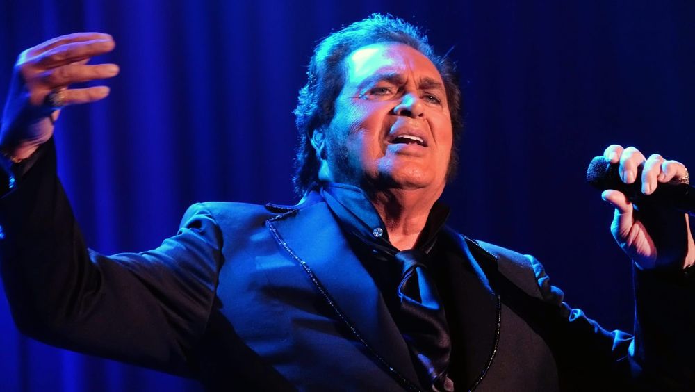 ‘I went through hell’: Engelbert Humperdinck recalls agents’ unwanted advances