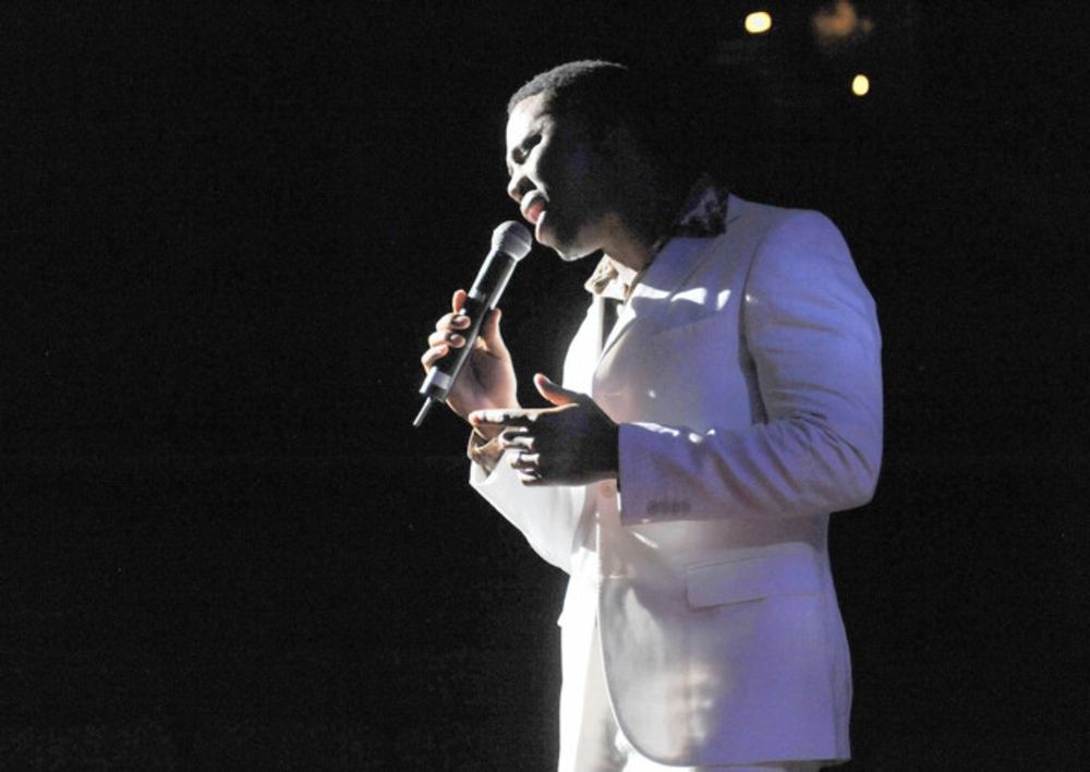 Cele gets his Motown mojo on