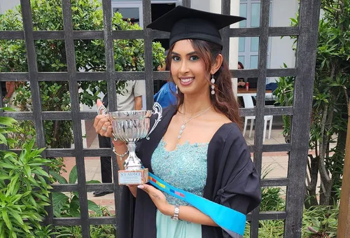 Young Greenwood Park teacher shines with top award in foundation phase teaching