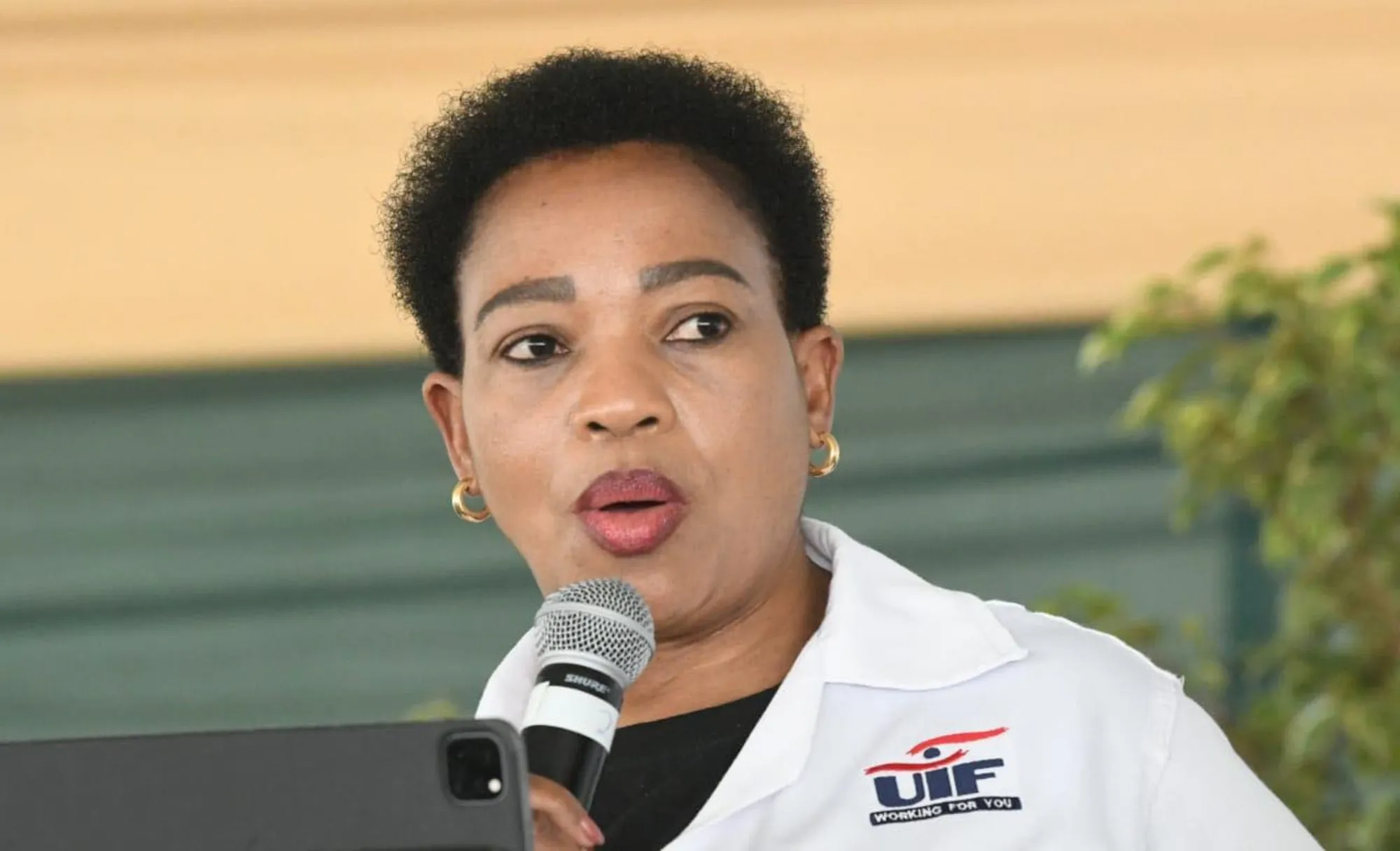 Dube-Ncube in hot seat at imbizo on crime and jobs - Vimarsana News