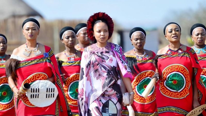 Imibuzo ngesakhiwo esisha eNyokeni kuthuthwa uMkhosi woMhlanga