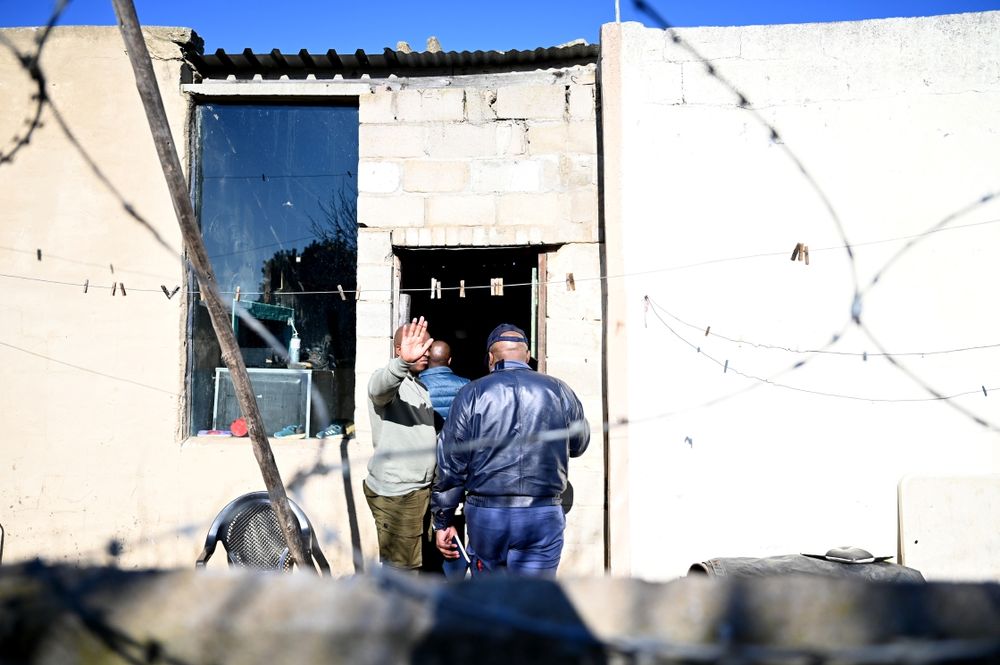 Fusillade de masse à Malmesbury : un suspect arrêté pour la mort d'une femme enceinte et d'un homme