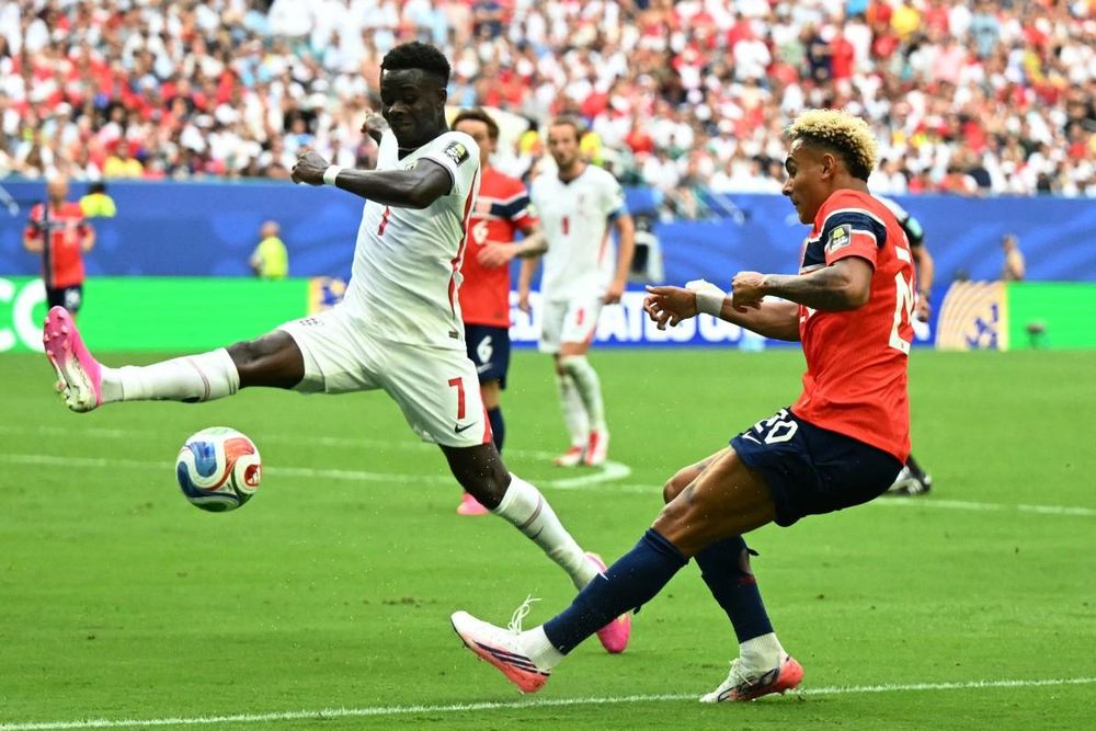 Michael Owen demands Bukayo Saka start over Noni Madueke in massive Argentina semi-final