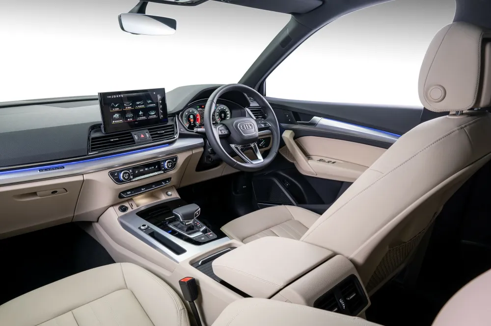 2021 Audi Q5 Sportback cabin