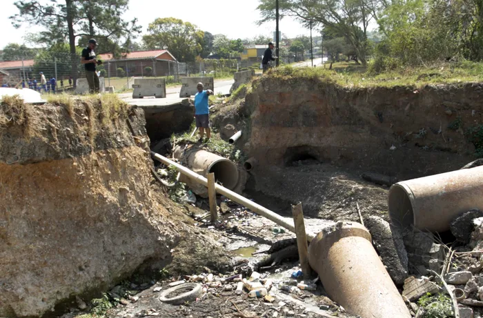 Concerned resident Selwyn Orle says human waste is affecting Ferndale Primary school kids and people around Galjoen Road in Newlands East after waste pipe broke during April floods in KwaZulu-Natal. File Picture: Bongani Mbatha: African News Agency /ANA