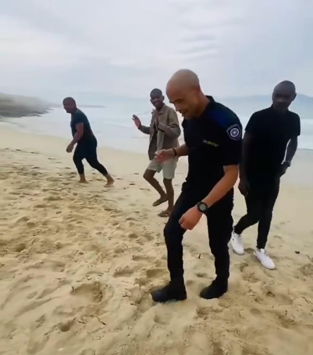 LEAP officer risks strong currents to rescue boy at Monwabisi Beach - IOL