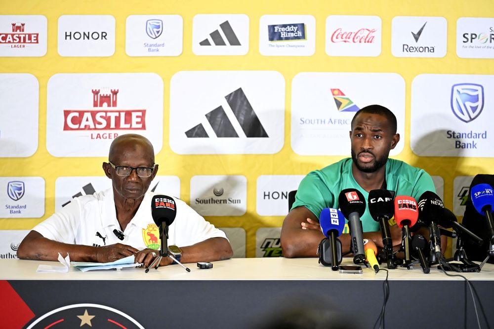 Le sélectionneur de la Guinée, Paulo Duarte, abandonne la conférence de presse d'avant-match face à Bafana Bafana