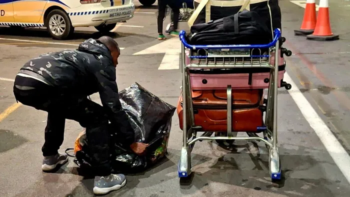 Ghana’s government has begun repatriating citizens from South Africa as immigration-related protests raise concerns over safety.