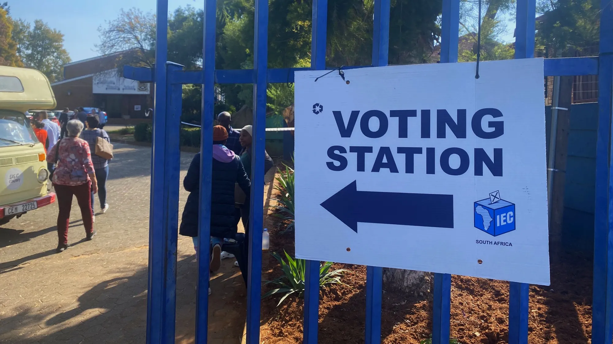 Roodepoort residents vote to shake things up amid infrastructure failings - Vimarsana News