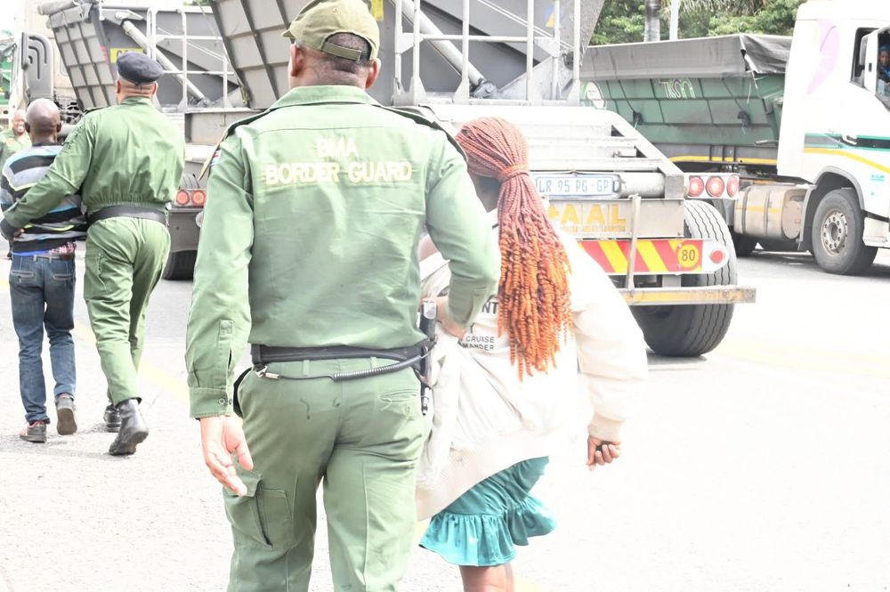 BMA intercepts 500 Zimbabweans attempting to leave South Africa illegally into Botswana