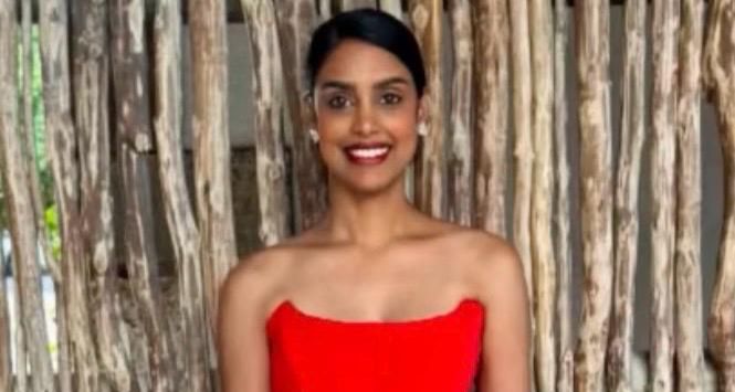 Freak accident: Sandton banker accidentally superglues her eye