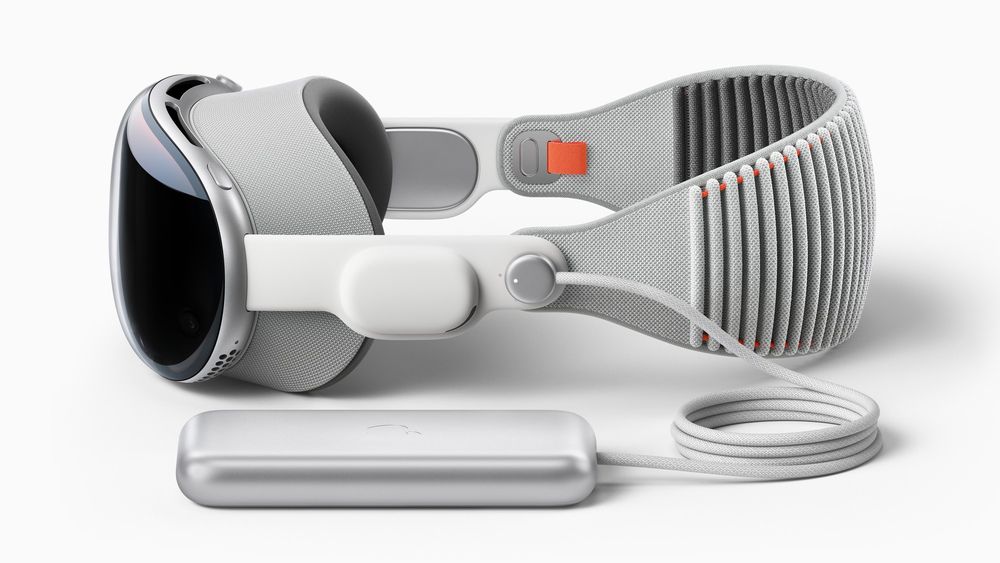 The New Apple Vision PRO - Explained