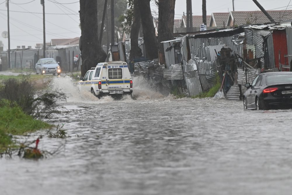 Cape Town on high alert on Tuesday as storm damage and mop-up ...