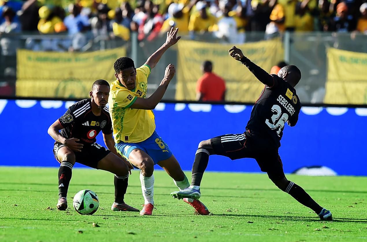 Mamelodi Sundowns' Betway Premiership reign set to be tested as Orlando Pirates close in