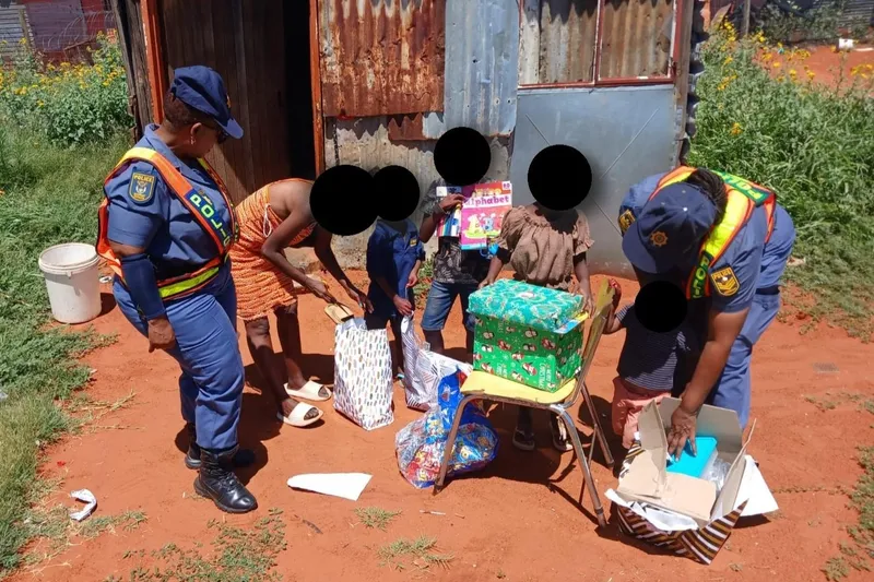 Kimberley sergeant goes beyond the badge to deliver festive cheer to children