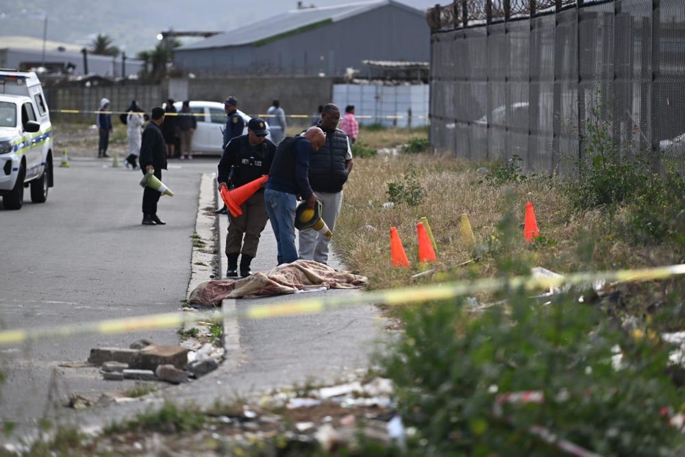 SICK STREETS - Retreat day hospital reopens after skietery at its doorstep