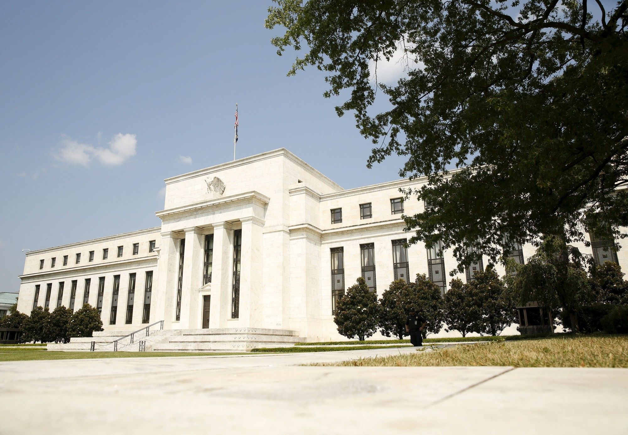 Financial markets are uncertain after a month of rapid growth - Chris Harmse