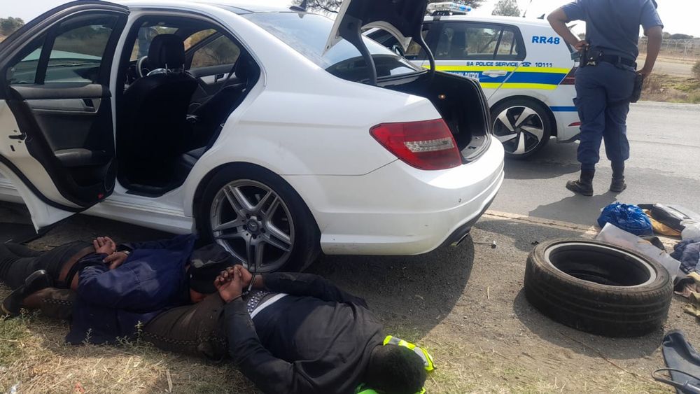 Armed suspects nabbed in Kimberley after botched robbery at Boshof ...