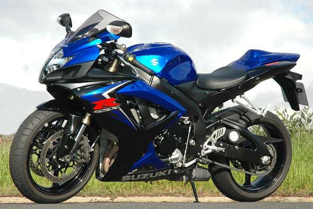 Suzuki GSX-R600 K7 specifications