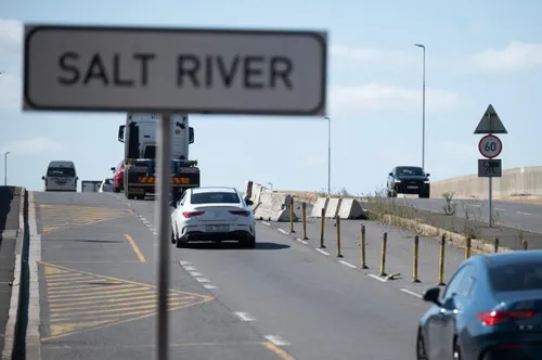 After ten years, the Salt River bridge is still a traffic headache