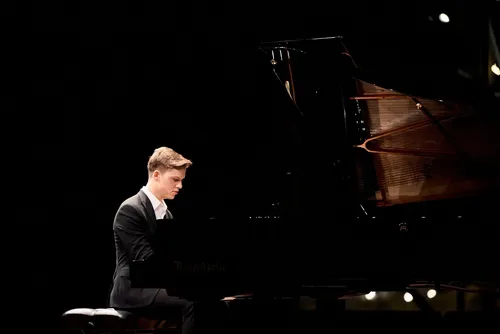 Isaac van der Merwe's fundraising recital to save Cape Town's Baxter Concert Hall